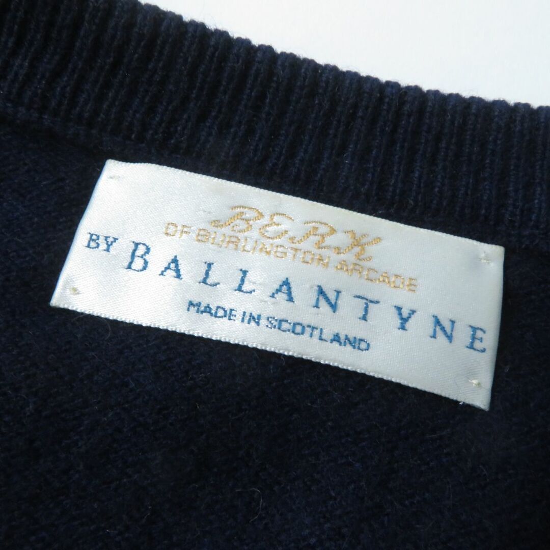 美品★BALLANTYNE バランタイン 金ボタン付 ピュアカシミヤ100％ 長袖 カーディガン レディース ネイビー×ゴールド金具 スコットランド制 レディースのトップス(カーディガン)の商品写真