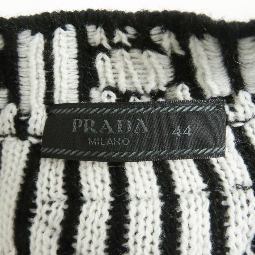 PRADA(プラダ)の未使用品□22AW PRADA/プラダ UMG167 総柄 トライアングルロゴ ウール×カシミヤ 長袖 ニットカーディガン/セーター 黒×白 44 伊製 正規品 メンズのトップス(カーディガン)の商品写真