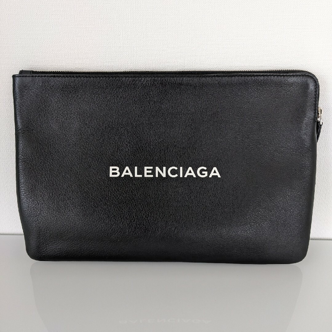 BALENCIAGA BAG(バレンシアガバッグ)のバレンシアガ クラッチバッグ 大判 レディースのバッグ(クラッチバッグ)の商品写真