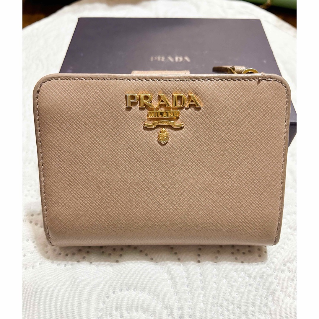 PRADA(プラダ)のAyu☆様専用PRADA財布 レディースのファッション小物(財布)の商品写真