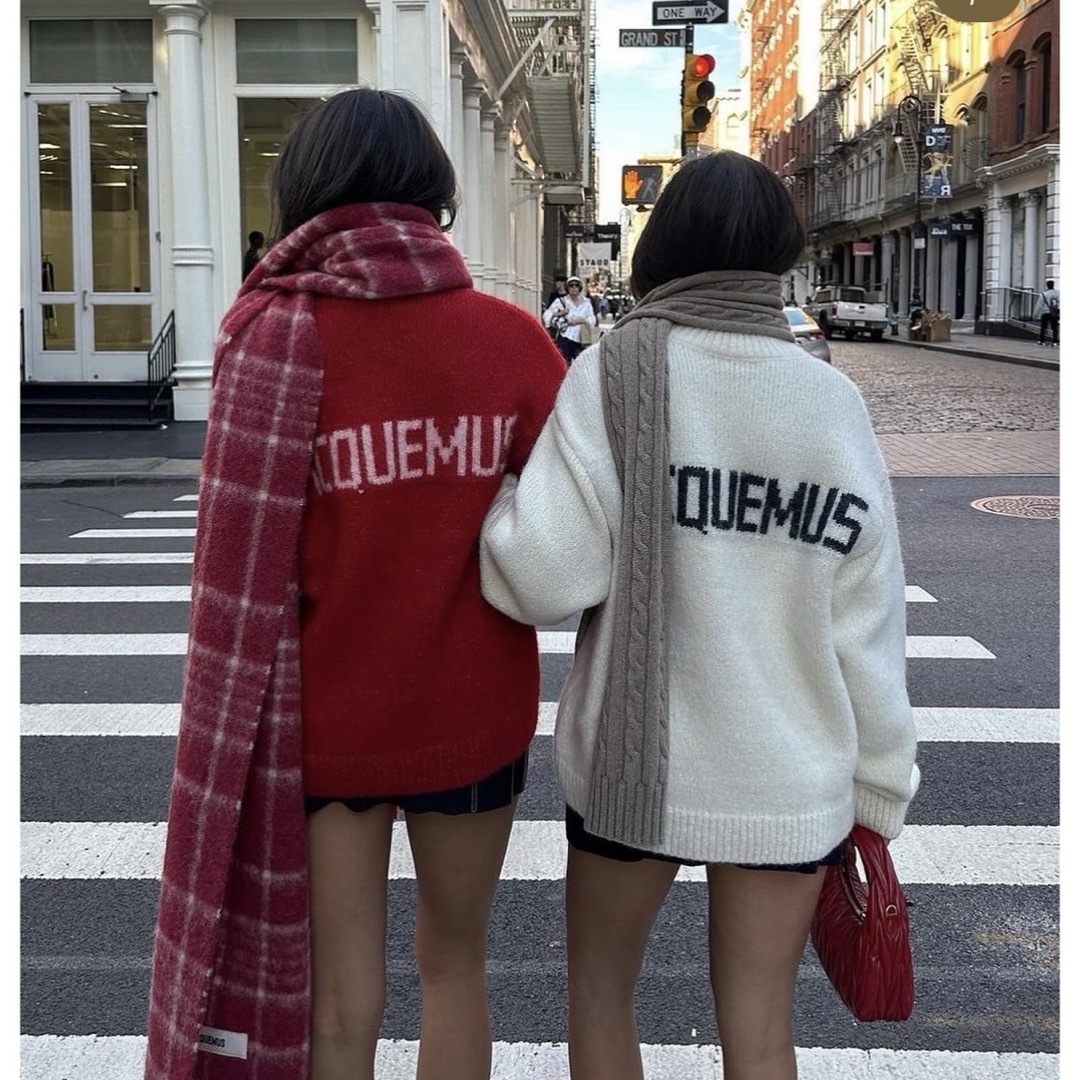 OFF-WHITE(オフホワイト)のjacquemus ニット ホワイト レディースのトップス(ニット/セーター)の商品写真