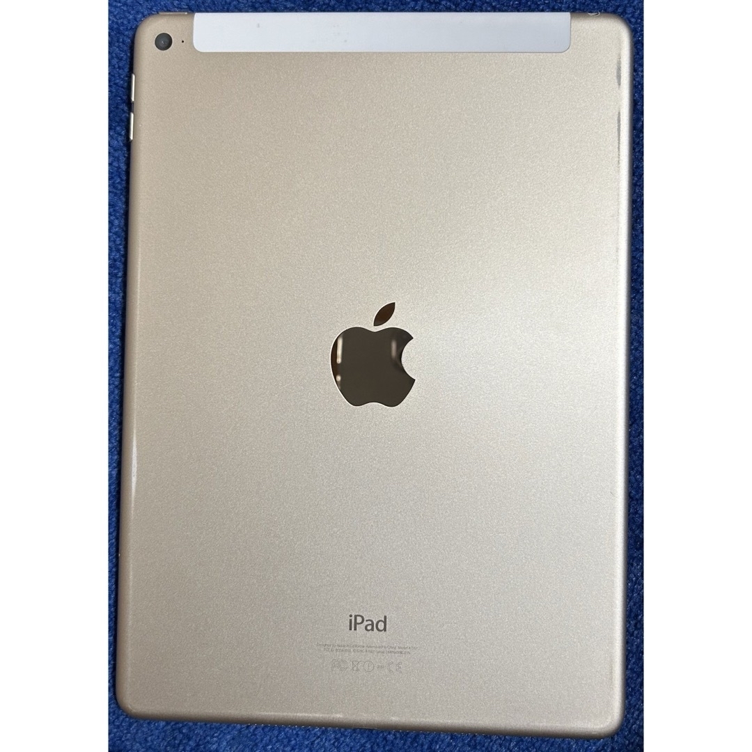 iPad(アイパッド)の寿宝堂様Air   第２世代 64GB　ゴールド　ジャンク扱い品　本体のみ スマホ/家電/カメラのPC/タブレット(タブレット)の商品写真