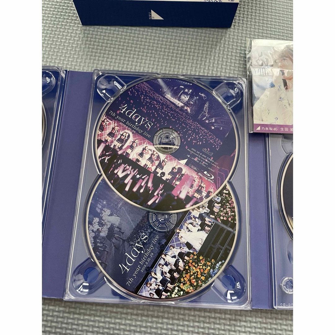 乃木坂46(ノギザカフォーティーシックス)の乃木坂46 7th birthday live (完全生産限定盤)Blu-ray エンタメ/ホビーのDVD/ブルーレイ(アイドル)の商品写真