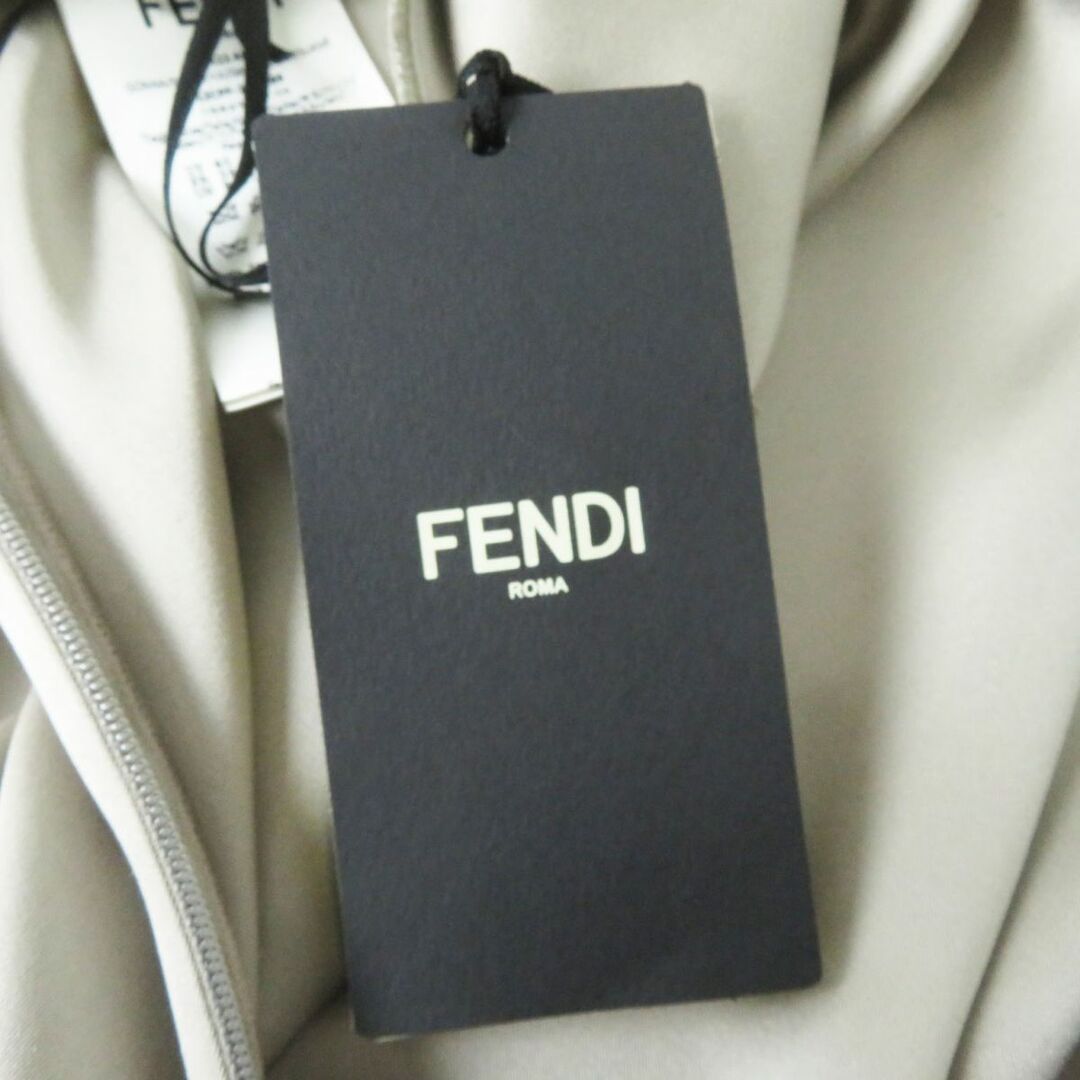 FENDI(フェンディ)の未使用品◎正規品 イタリア製 FENDI フェンディ 22年 FQ7422 レディース シルク100％ スカート グレージュ 40 タグ付き レディースのスカート(ロングスカート)の商品写真