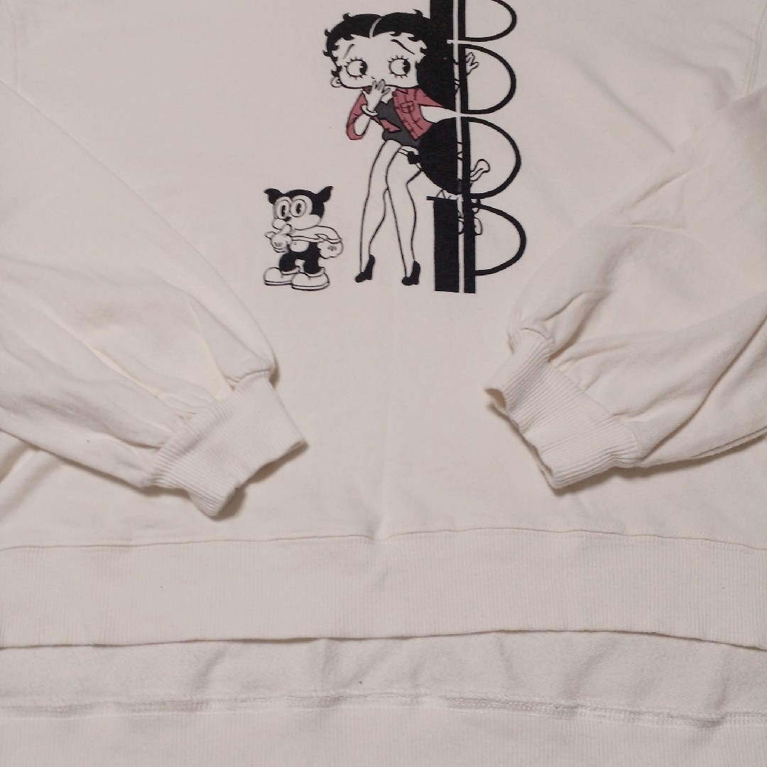 Betty Boop(ベティブープ)の【即日発送】美品。BETTY BOOP プリント長袖カットソー 男女兼用 メンズのトップス(Tシャツ/カットソー(七分/長袖))の商品写真