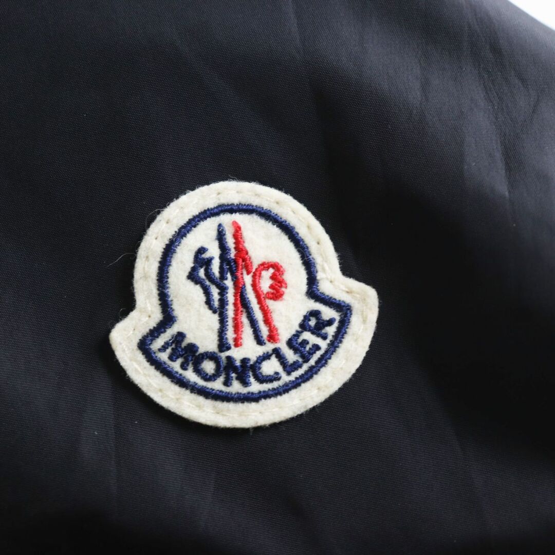 MONCLER(モンクレール)の美品●22SS MONCLER モンクレール NECKER ロゴワッペン付き フーデッドダウンジャケット ブラック×トリコロール 4 正規品 メンズ メンズのジャケット/アウター(ダウンジャケット)の商品写真