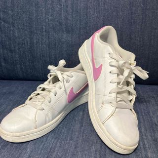 ナイキ(NIKE)のNIKE24.5ピンク(スニーカー)