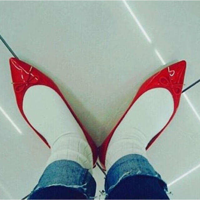 GU(ジーユー)の赤★バレーシューズ レディースの靴/シューズ(バレエシューズ)の商品写真