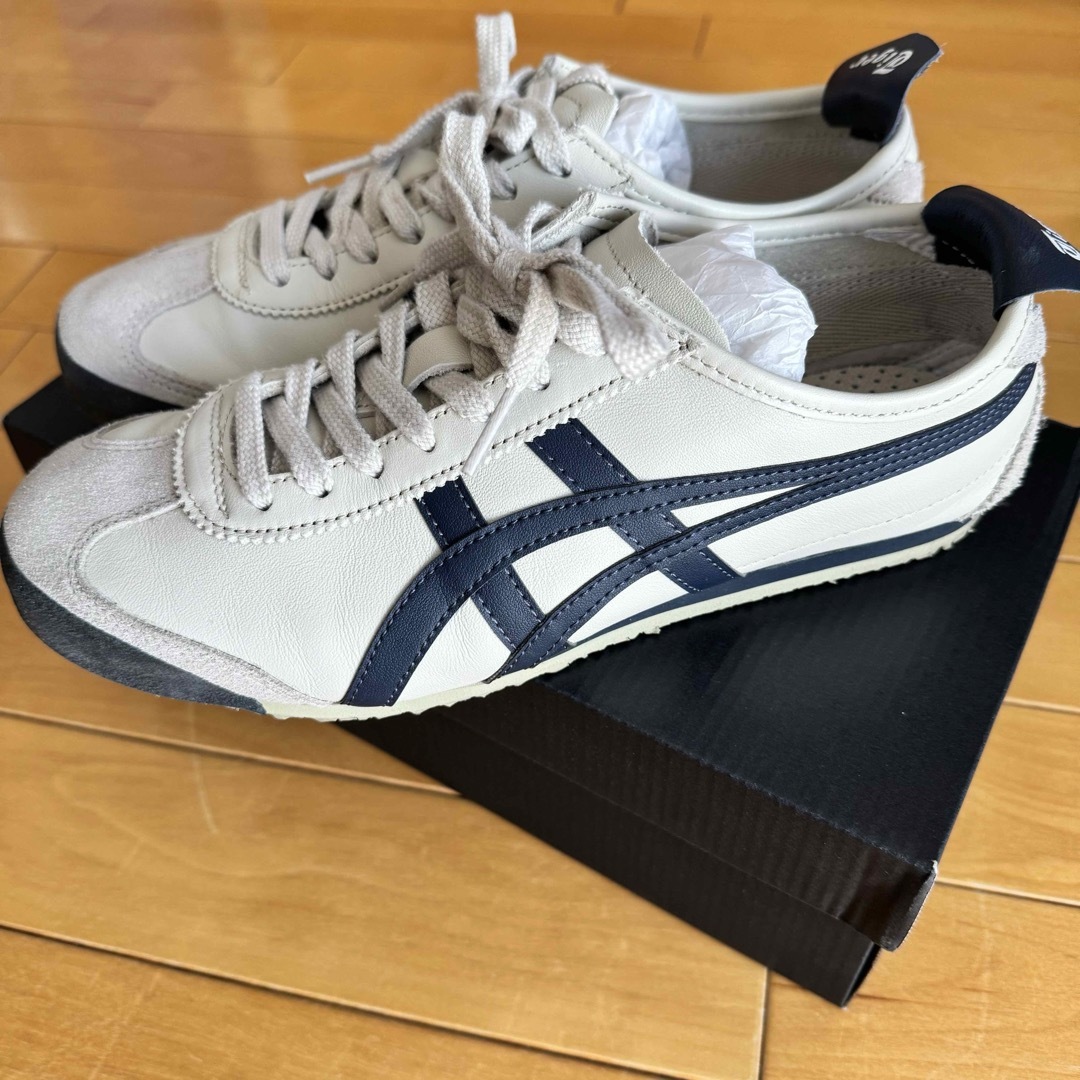 Onitsuka Tiger(オニツカタイガー)の【nana 様専用】オニツカタイガー　mexico66 25.5cm メンズの靴/シューズ(スニーカー)の商品写真