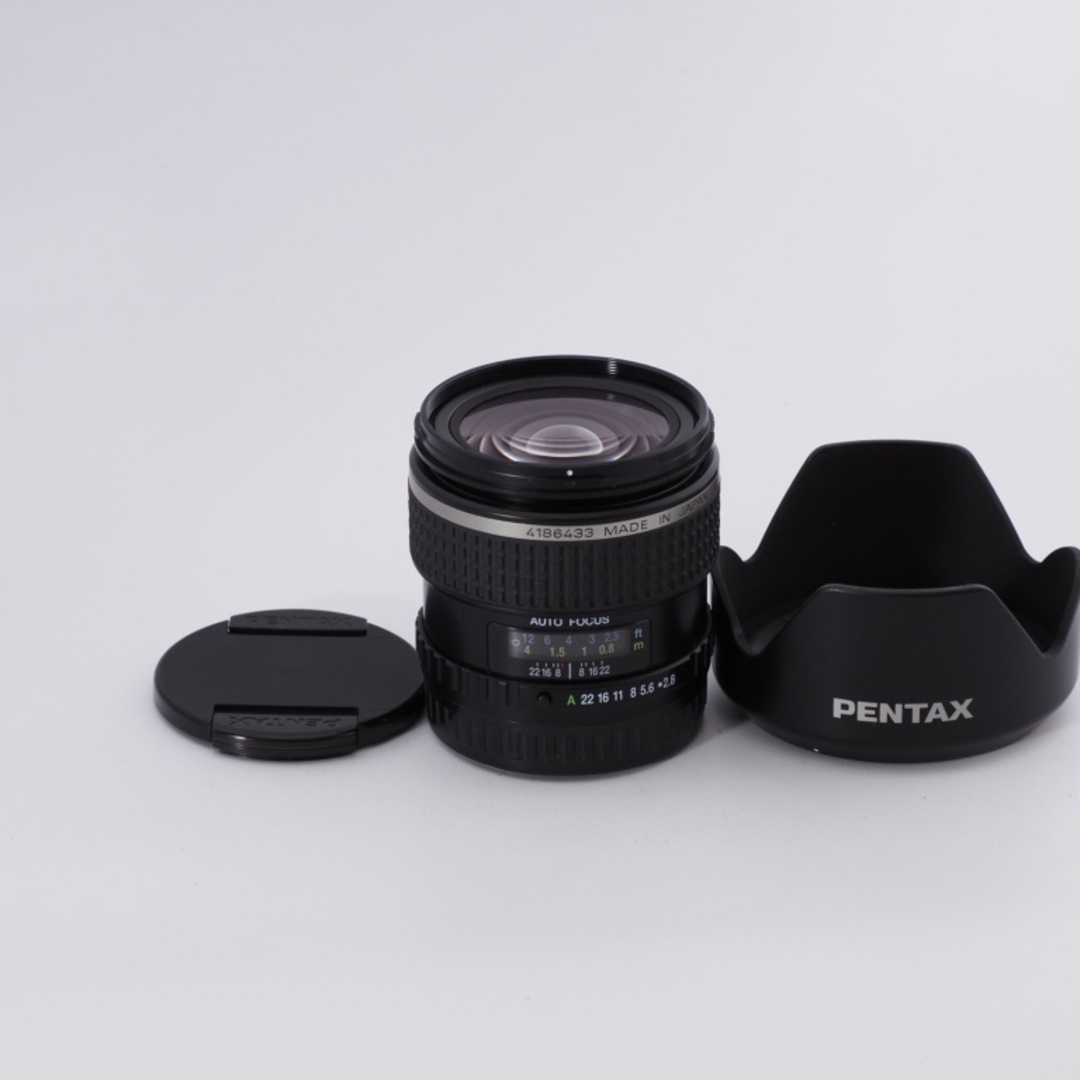 PENTAX(ペンタックス)のPENTAX ペンタックス 広角単焦点レンズ FA645 45mmF2.8 645マウント 645サイズ・645Dサイズ 26335 スマホ/家電/カメラのカメラ(レンズ(単焦点))の商品写真