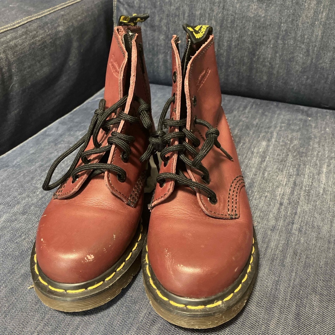 Dr.Martens(ドクターマーチン)のドクターマーチンキッズ6ホール キッズ/ベビー/マタニティのキッズ/ベビー/マタニティ その他(その他)の商品写真