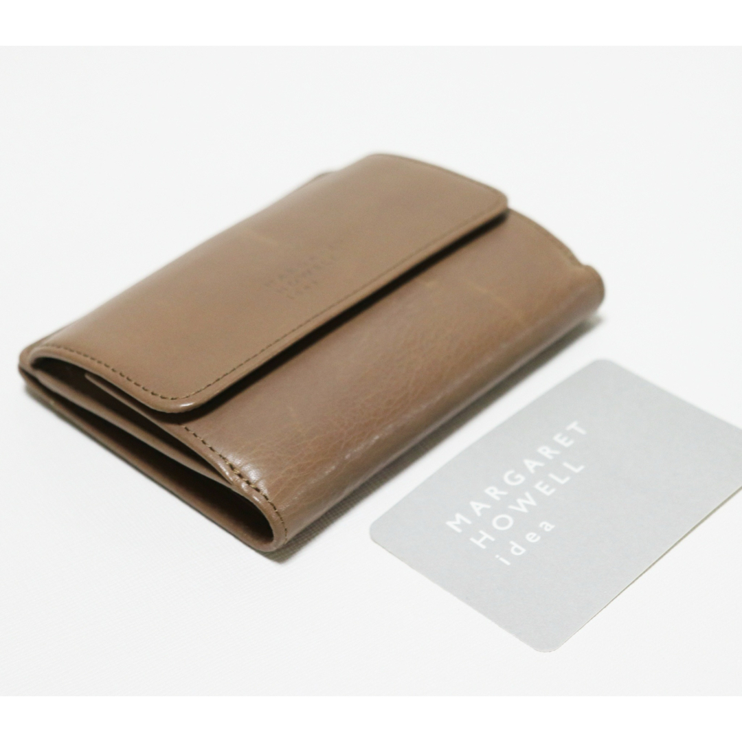 MARGARET HOWELL(マーガレットハウエル)の《マーガレットハウエル アイデア》新品 大きく開く小銭入れ付 レザー2つ折り財布 レディースのファッション小物(財布)の商品写真