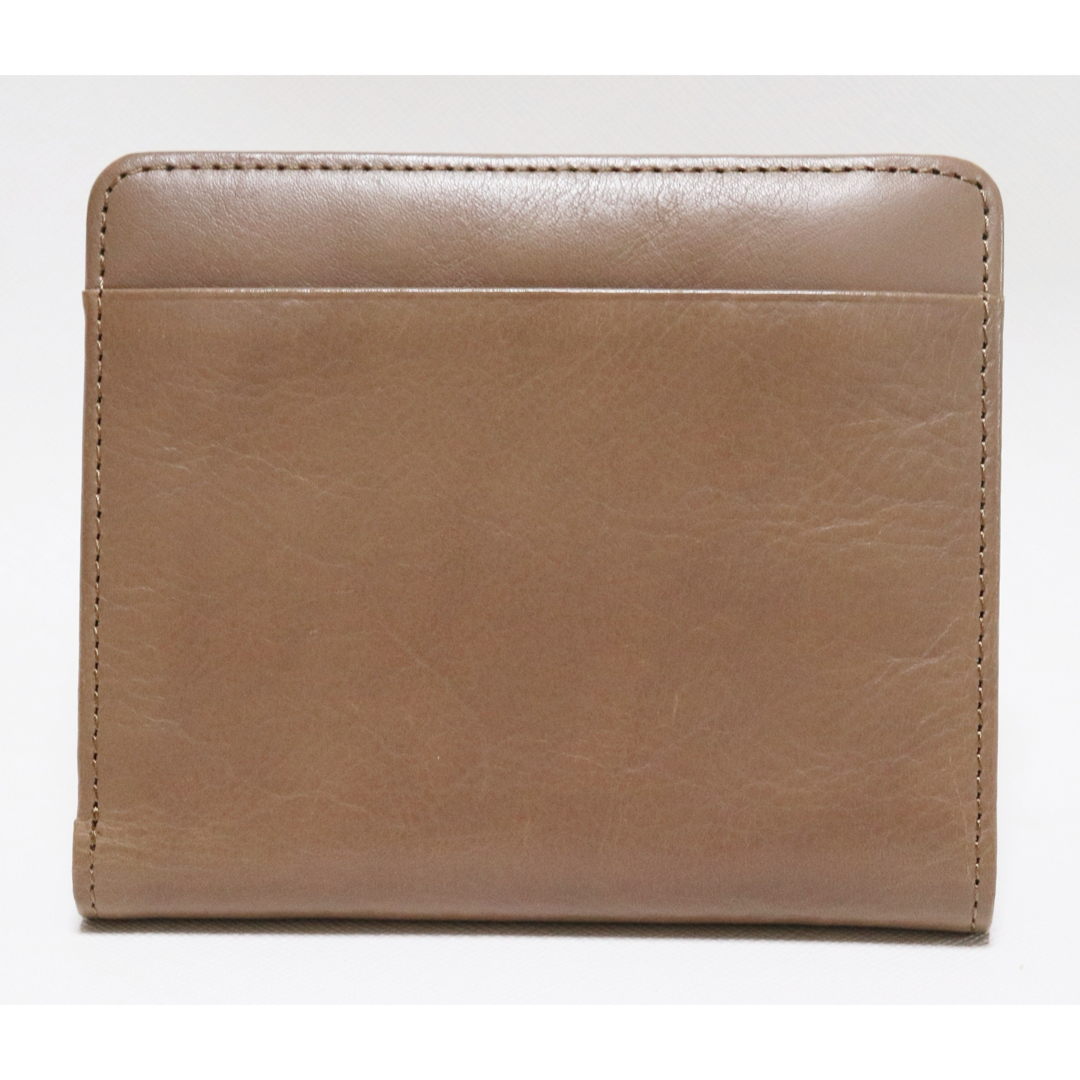 MARGARET HOWELL(マーガレットハウエル)の《マーガレットハウエル アイデア》新品 大きく開く小銭入れ付 レザー2つ折り財布 レディースのファッション小物(財布)の商品写真