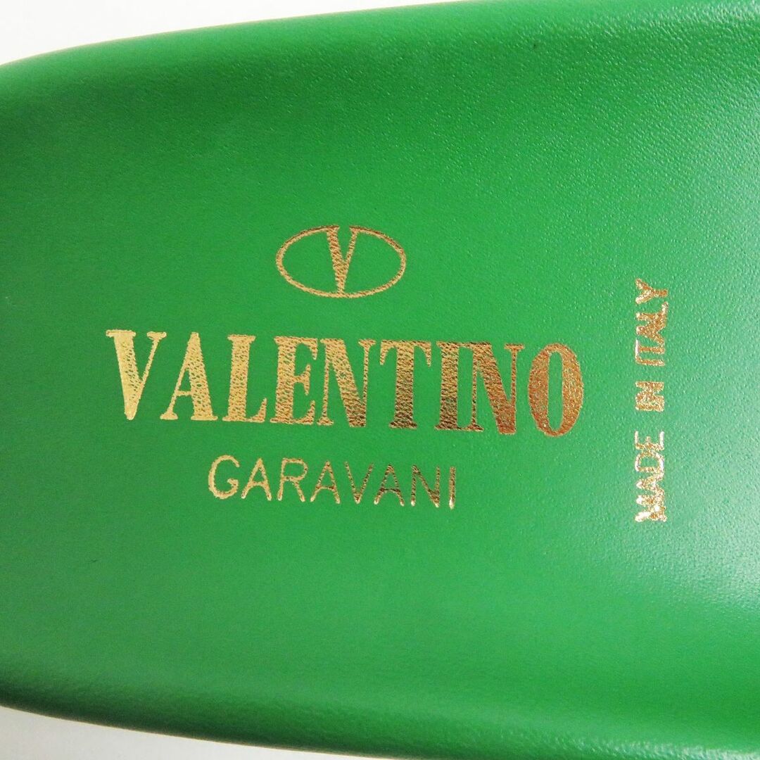 VALENTINO(ヴァレンティノ)の極美品□VALENTINO GARAVANI/ヴァレンティノ ガラヴァーニ PW2S0F01 ロックスタッズ レザー スライドサンダル グリーン 36 1/2 イタリア製 レディースの靴/シューズ(サンダル)の商品写真