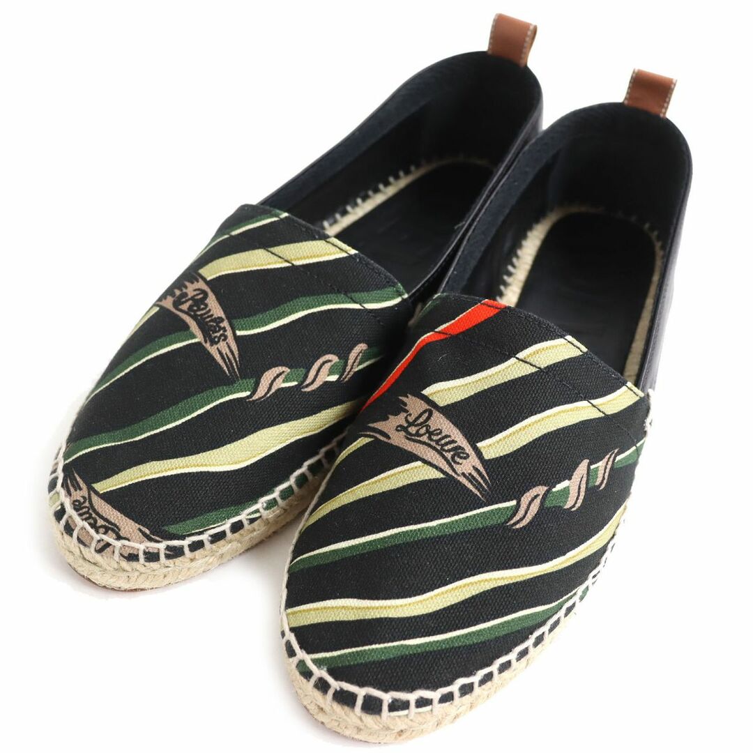 LOEWE(ロエベ)の未使用品△ロエベ×パウラズイビサ ESPADRILLE PAULA FLAGS エスパドリーユ フラットシューズ アナグラム型押しレザー 黒×マルチ 41 箱付 メンズの靴/シューズ(スリッポン/モカシン)の商品写真