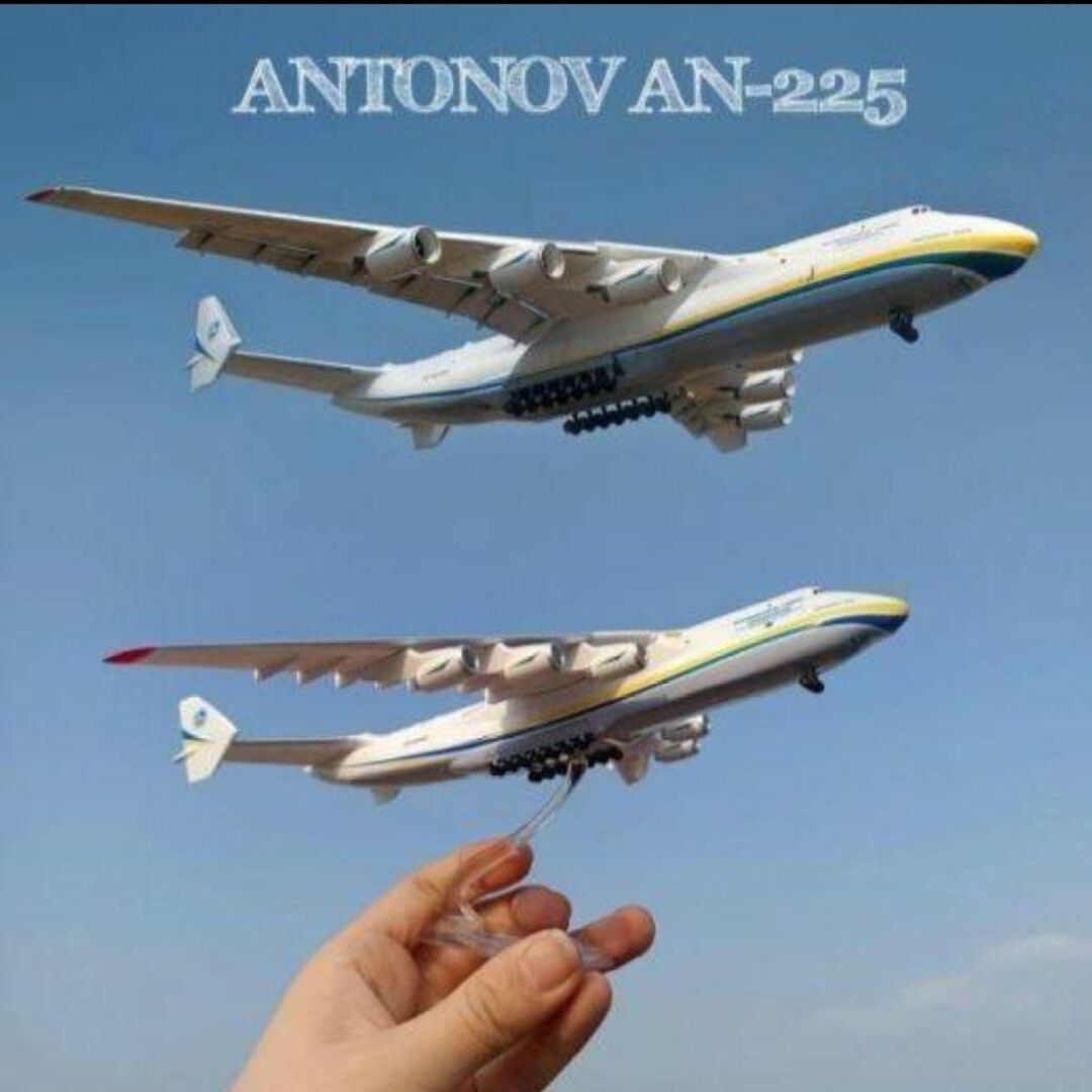 アントノフ航空 ムリーヤ An-225 飛行機模型 1/400 ウクライナ エンタメ/ホビーのおもちゃ/ぬいぐるみ(模型/プラモデル)の商品写真