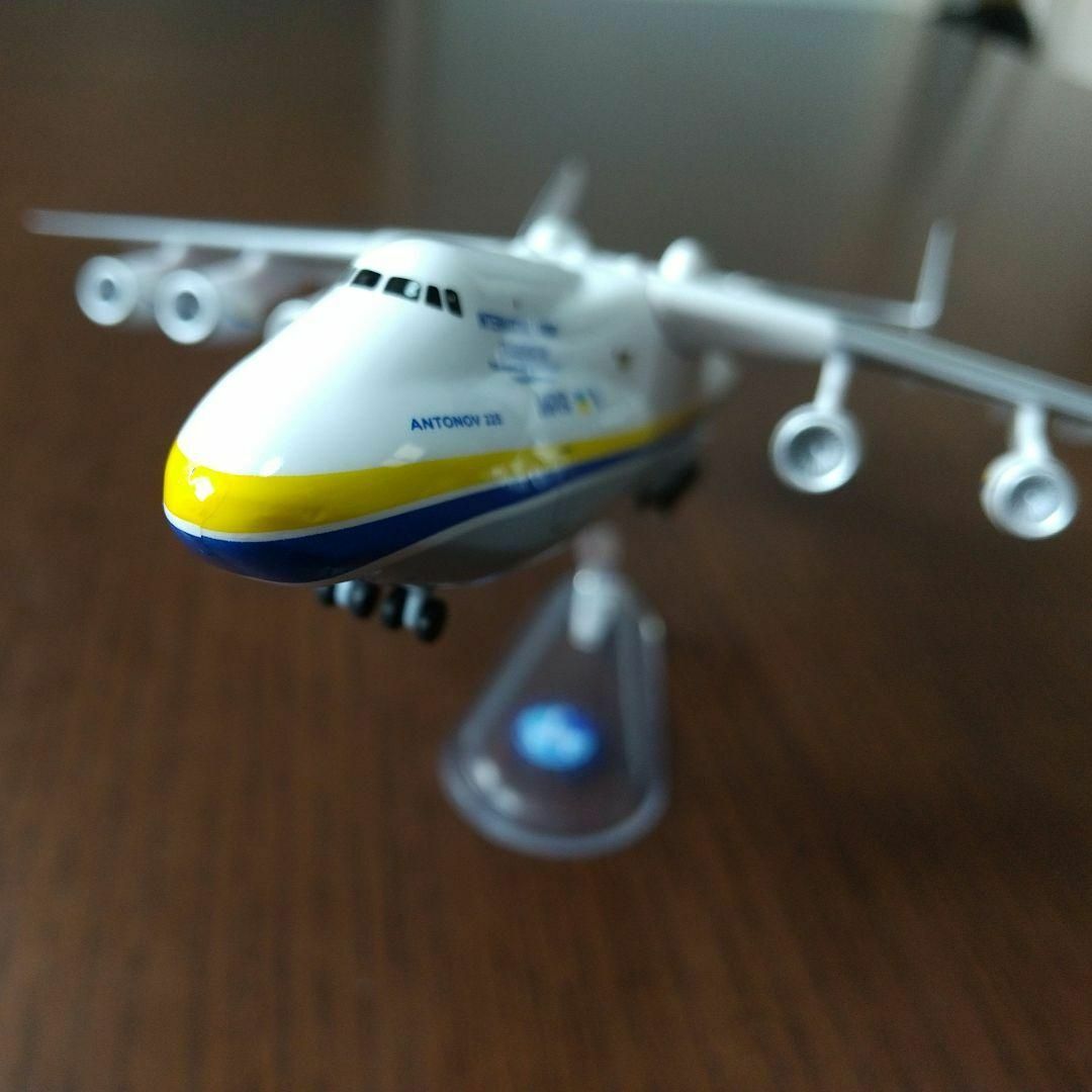 アントノフ航空 ムリーヤ An-225 飛行機模型 1/400 ウクライナ エンタメ/ホビーのおもちゃ/ぬいぐるみ(模型/プラモデル)の商品写真