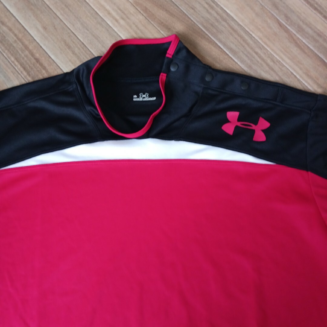 UNDER ARMOUR(アンダーアーマー)のアンダーアーマー heat gear プラクティスシャツ スポーツ/アウトドアのトレーニング/エクササイズ(その他)の商品写真