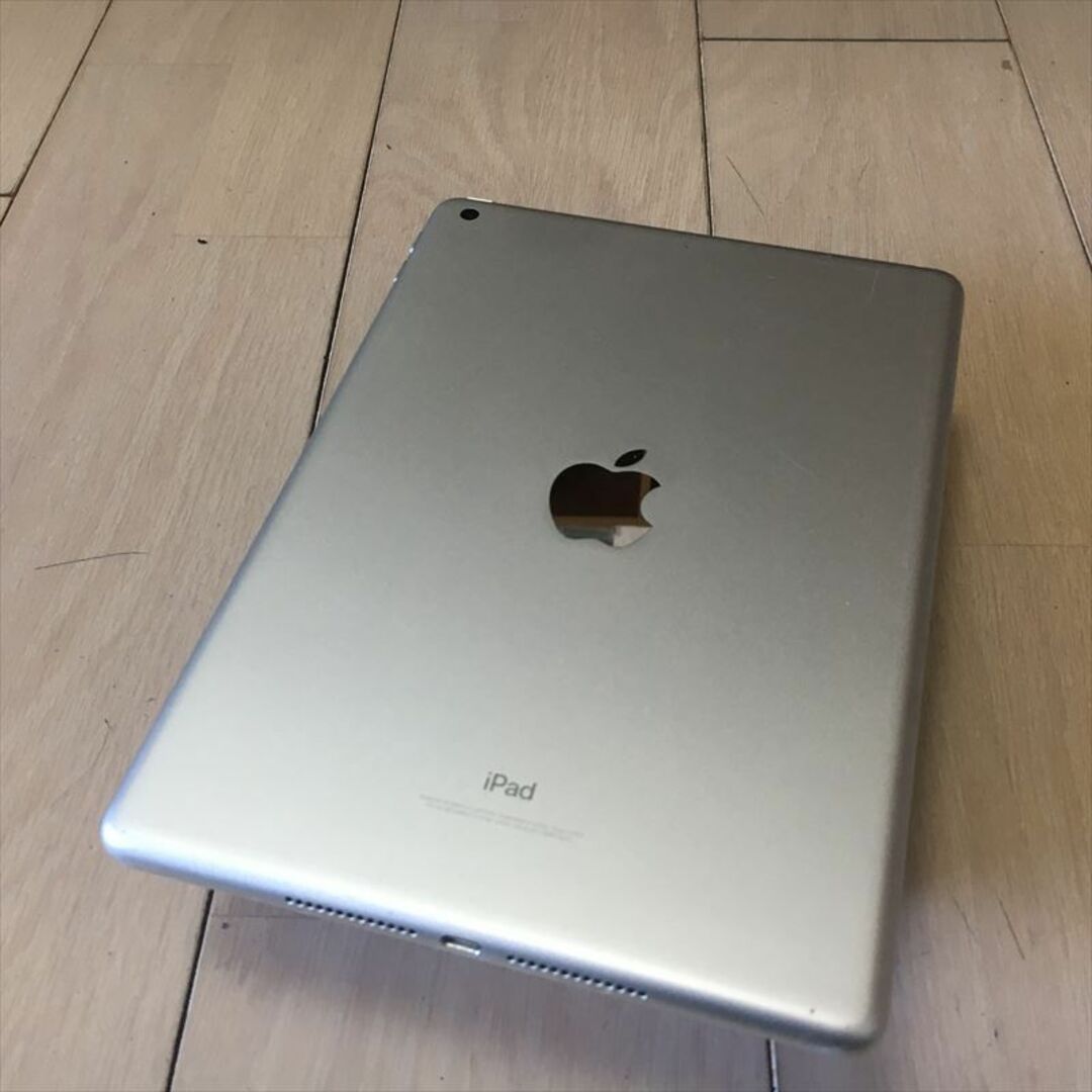 Apple - 10日迄 247)Apple iPad 第5世代 WiFi 32GB シルバー の通販 by