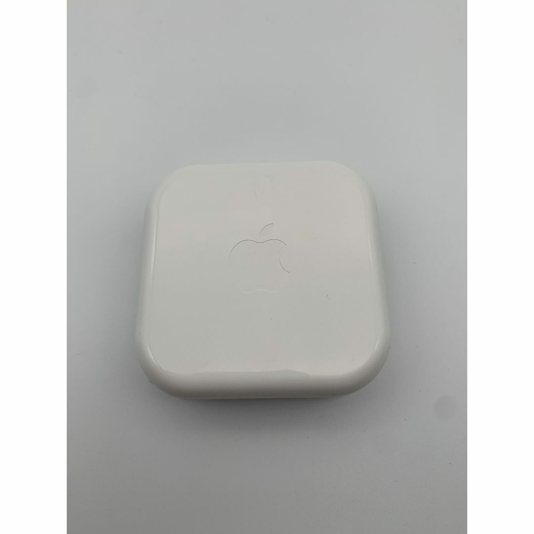 Apple(アップル)のアップル純正イヤホン EarPods with 3.5 mm Headphone スマホ/家電/カメラのオーディオ機器(ヘッドフォン/イヤフォン)の商品写真
