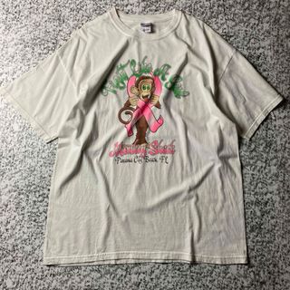 ギルタン(GILDAN)の【グッドレギュラー】サル　ピンクリボン　キャラクターTシャツ ホワイト(Tシャツ/カットソー(半袖/袖なし))