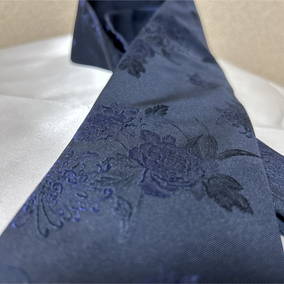 Gucci(グッチ)のGUCCI グッチ ネクタイ 花刺繍 メンズのファッション小物(ネクタイ)の商品写真