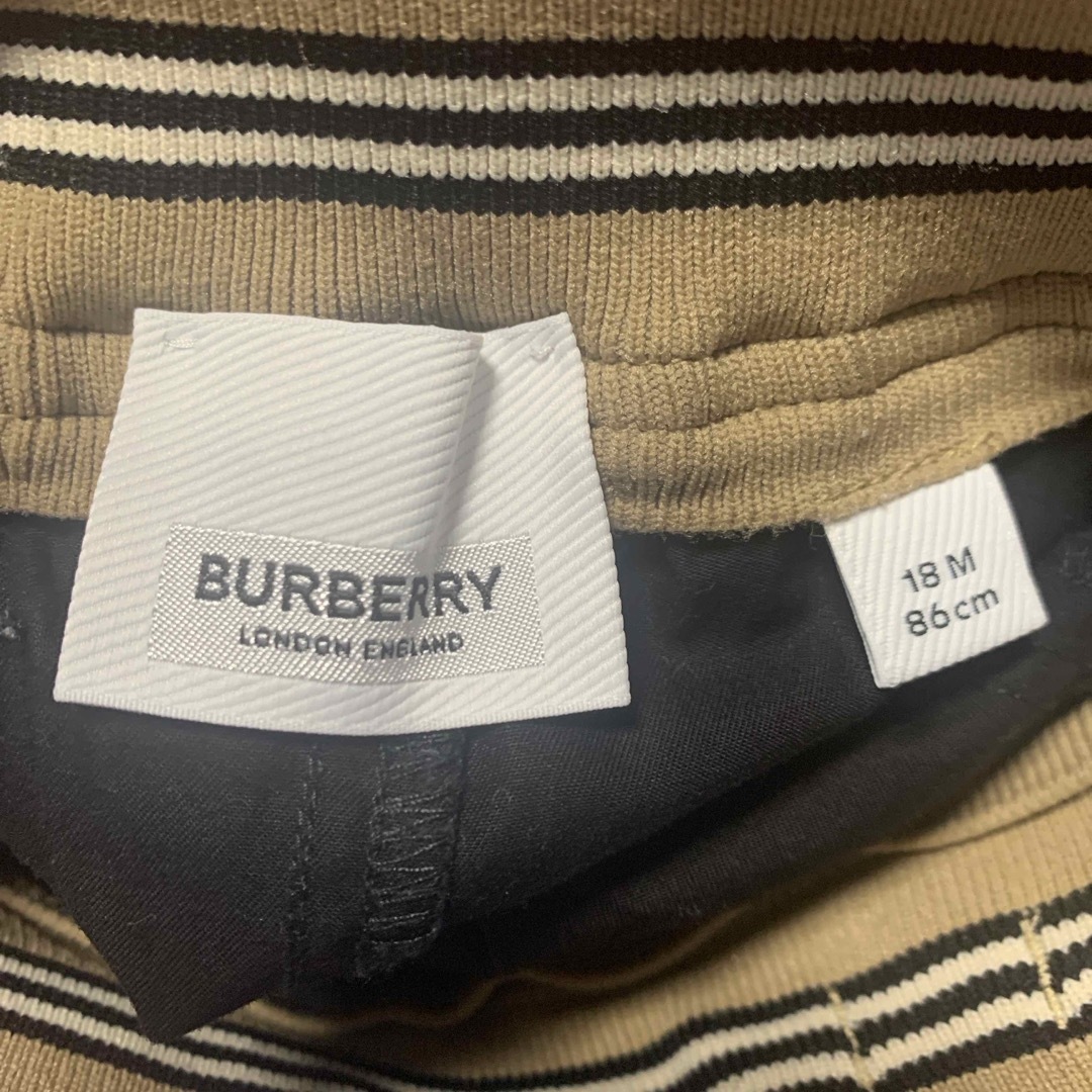 BURBERRY(バーバリー)のBurberry   バーバリー　ショートパンツ キッズ/ベビー/マタニティのキッズ服男の子用(90cm~)(パンツ/スパッツ)の商品写真