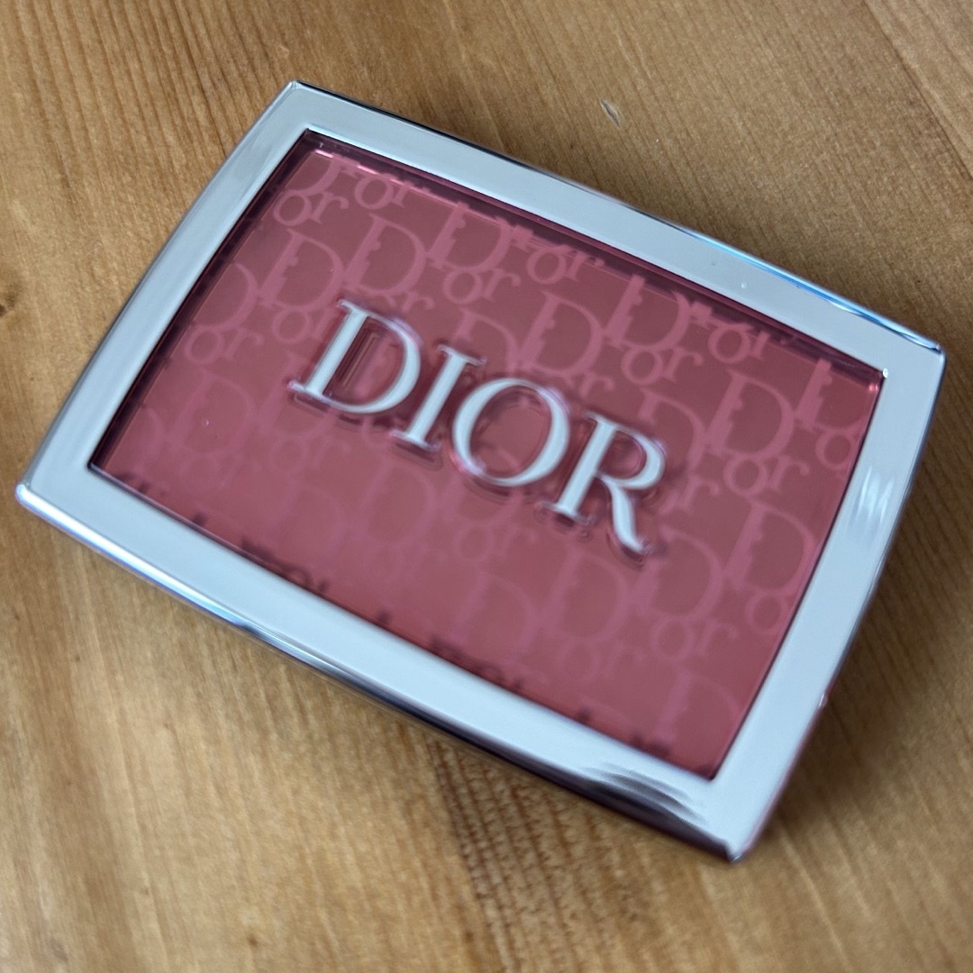 Dior(ディオール)のDIOR ROSY GLOW ディオール ロージーグロウ コスメ/美容のベースメイク/化粧品(チーク)の商品写真