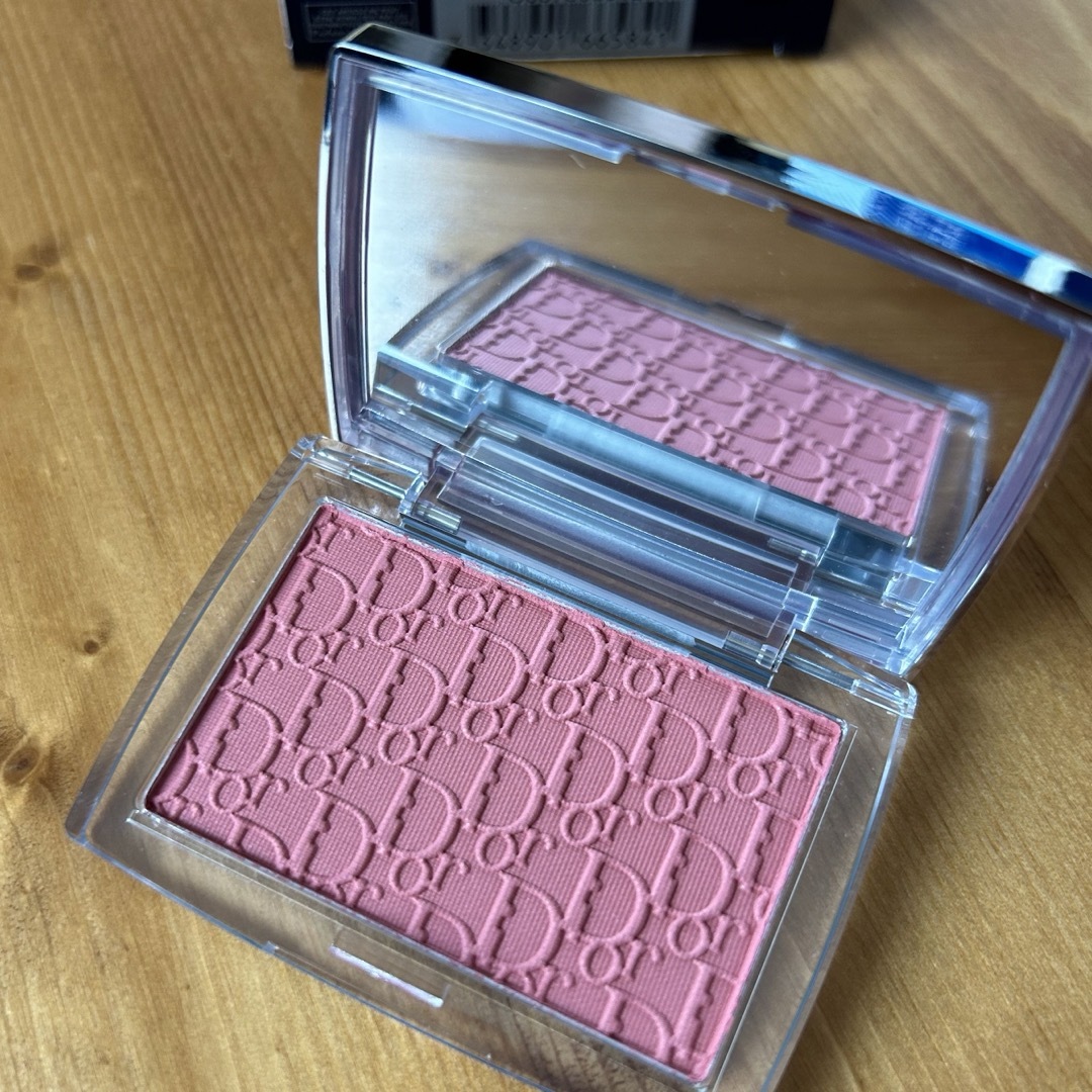 Dior(ディオール)のDIOR ROSY GLOW ディオール ロージーグロウ コスメ/美容のベースメイク/化粧品(チーク)の商品写真