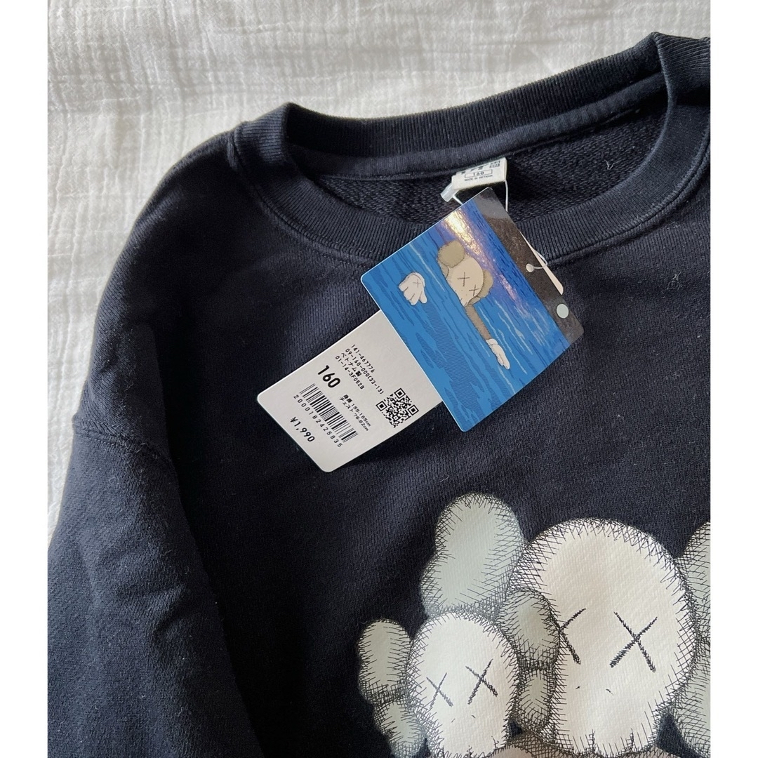 UNIQLO(ユニクロ)のkaws  UNIQLO キッズ/ベビー/マタニティのキッズ服男の子用(90cm~)(Tシャツ/カットソー)の商品写真