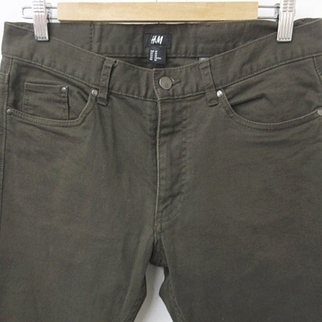 H&M(エイチアンドエム)のエイチ&エム H&M パンツ ロング丈 ストレート 綿 カーキ 30 メンズのパンツ(スラックス)の商品写真