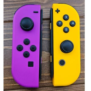 ニンテンドースイッチ(Nintendo Switch)のSwitchコントローラー　Joy-Con正規品(その他)