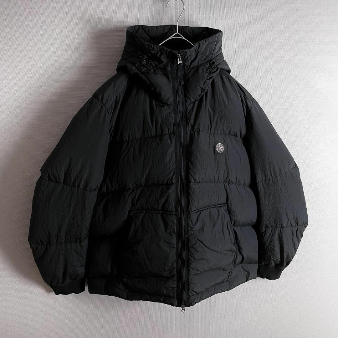 STONE ISLAND(ストーンアイランド)の【高級☆希少XLサイズ☆マットブラック】ストーンアイランド ダウンジャケット メンズのジャケット/アウター(ダウンジャケット)の商品写真