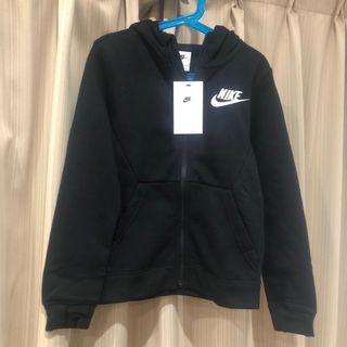 ナイキ(NIKE)の新品未使用タグ付き　NIKE ナイキ　フルジップパーカー　フーディ　130cm(ジャケット/上着)