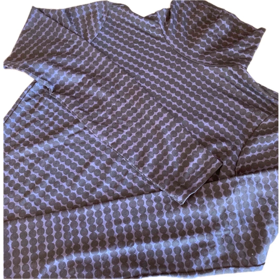 UNIQLO(ユニクロ)のUNIQLO ×マリメッコ　コラボ　ヒートテック　未使用品 レディースのトップス(Tシャツ(長袖/七分))の商品写真