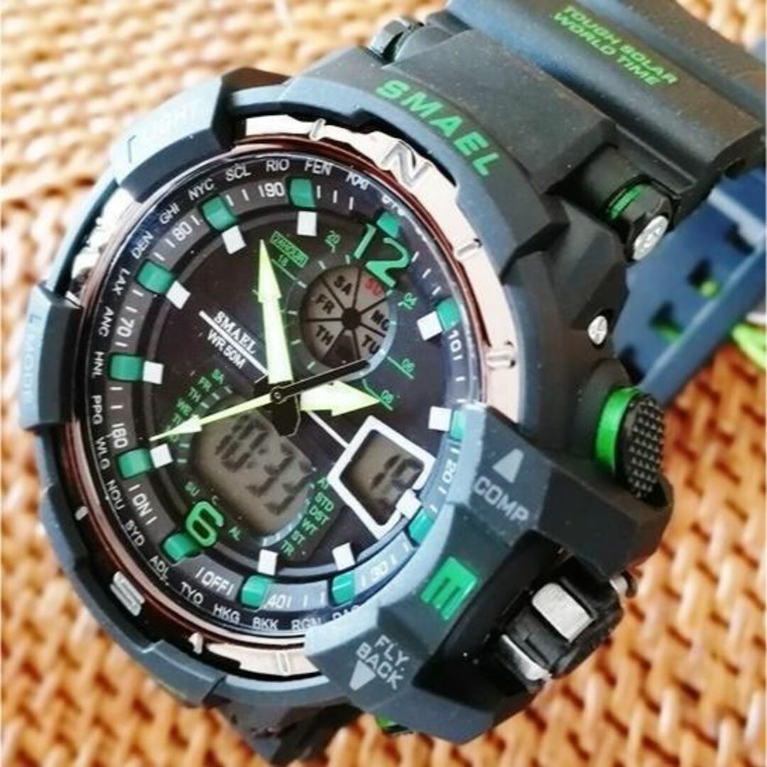 2022新入荷！■新品■ ビッグフェイス ダイバーズウォッチ緑 メンズの時計(腕時計(アナログ))の商品写真