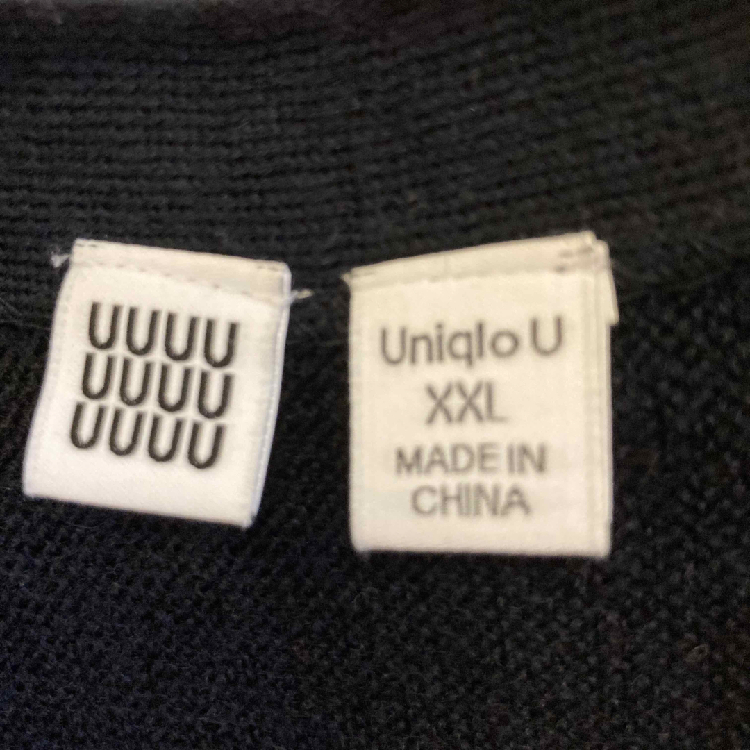 UNIQLO(ユニクロ)の【ユニクロU】ウールVネックカーディガン　XXL  ネイビー　大人気完売商品 レディースのトップス(カーディガン)の商品写真