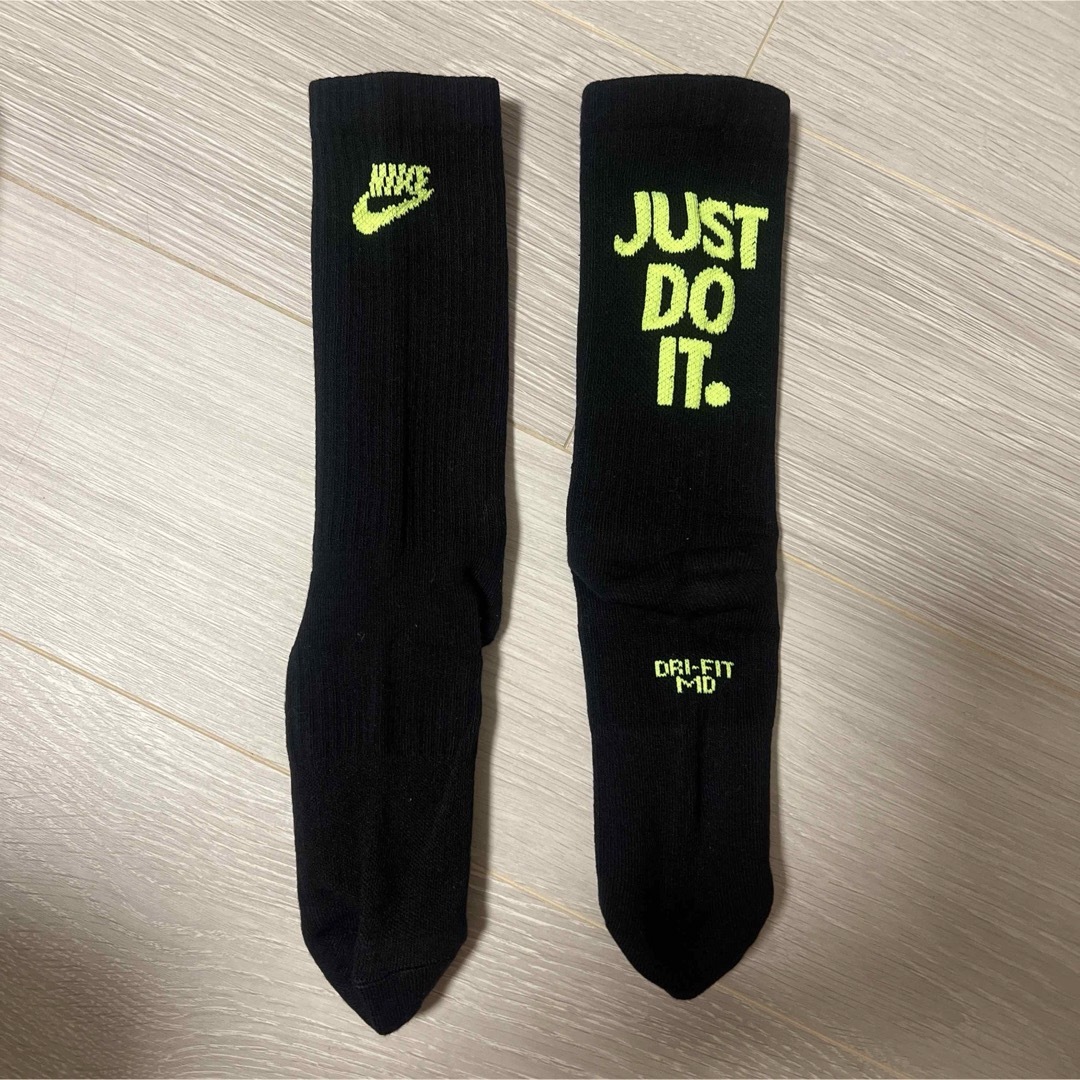 NIKE(ナイキ)のNIKE靴下　23〜25㎝(M)２点セット レディースのレッグウェア(ソックス)の商品写真