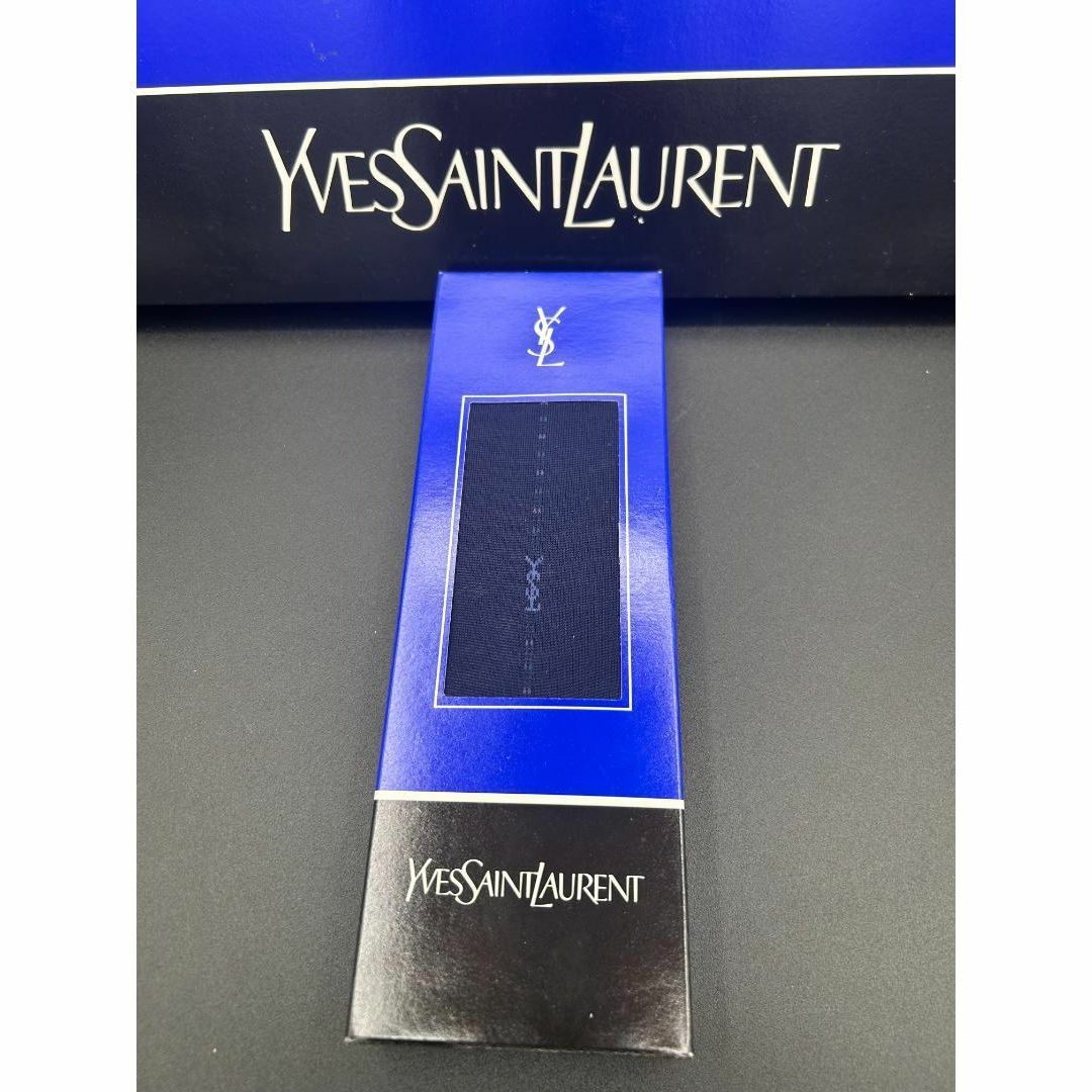 Saint Laurent(サンローラン)の新品未使用　イヴサンローラン　靴下　Mサイズ メンズのレッグウェア(ソックス)の商品写真