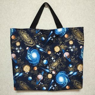 レッスンバッグ　宇宙柄リバーシブル　ハンドメイド(バッグ/レッスンバッグ)