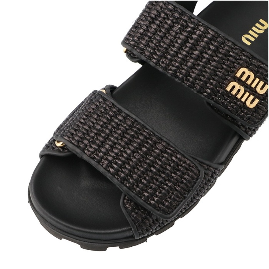 miumiu(ミュウミュウ)のミュウミュウ MIU MIU スポーツサンダル ロゴ ラフィア ダブルストラップ フラットサンダル 2024年春夏新作 5X133E 3LOM 002 レディースの靴/シューズ(サンダル)の商品写真