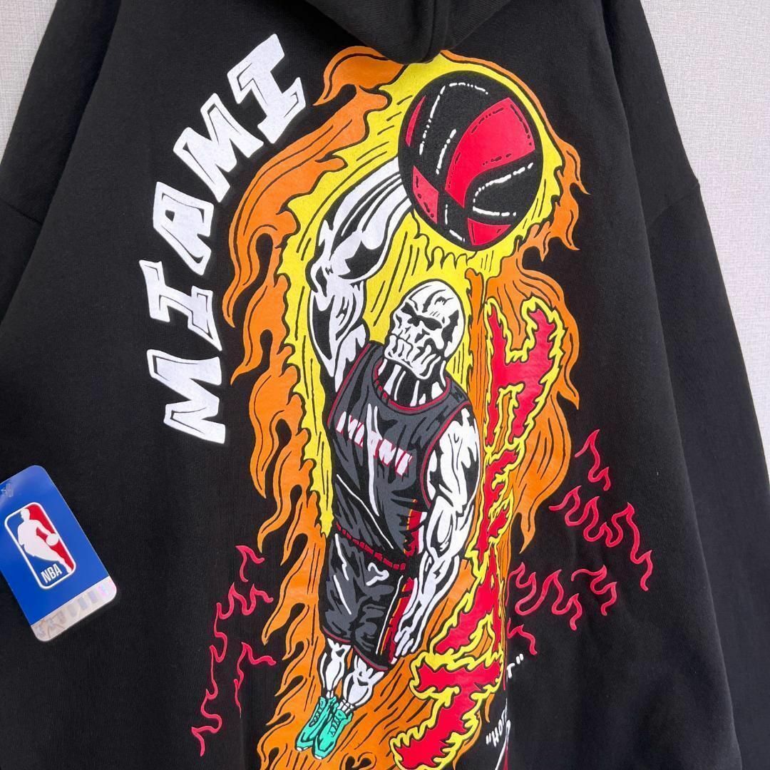 Supreme(シュプリーム)の【完全受注生産☆新品】ウォーレンロータス NBA バックプリント パーカー メンズのトップス(パーカー)の商品写真