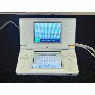 ニンテンドーDS lite ホワイト(携帯用ゲーム機本体)