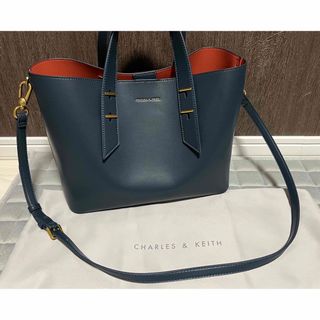 チャールズアンドキース(Charles and Keith)のチャールズアンドキース(ショルダーバッグ)