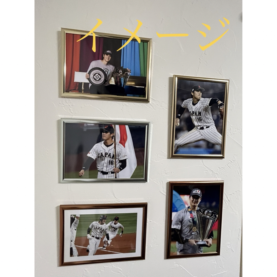 MLB(メジャーリーグベースボール)の大谷翔平　デコピン　A4写真 他にも多数出品しています、フレームカラーゴールド スポーツ/アウトドアの野球(記念品/関連グッズ)の商品写真