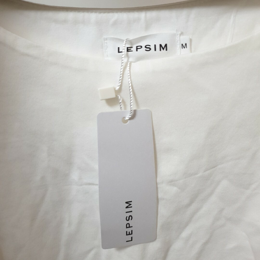 LEPSIM(レプシィム)の【タグ付き新品】LEPSIM★編み上げシャツ レディースのトップス(Tシャツ(半袖/袖なし))の商品写真