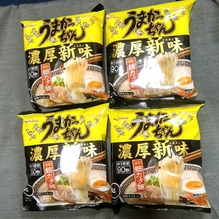 ハウスショクヒン(ハウス食品)のハウス食品：うまかっちゃん濃厚新味/細カタ麺  4袋入り(インスタント食品)
