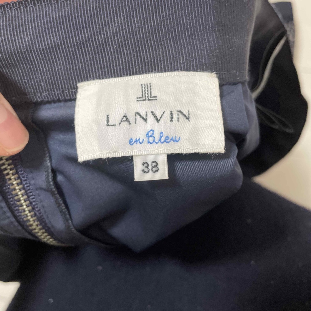 LANVIN en Bleu(ランバンオンブルー)のLANVIN en Bleu　スカート　38 レディースのスカート(ひざ丈スカート)の商品写真