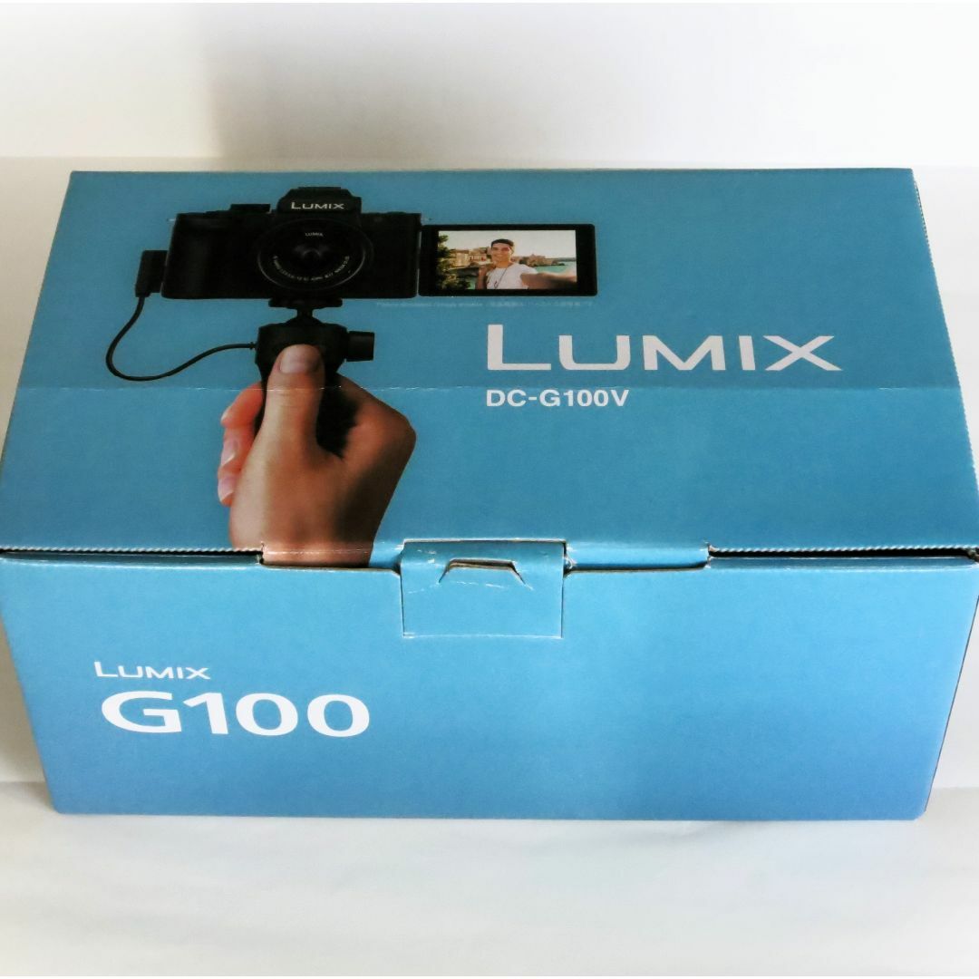 Panasonic(パナソニック)の使用僅か　極美品 　LUMIX DC-G100V　 ズームレンズ付 スマホ/家電/カメラのカメラ(ミラーレス一眼)の商品写真