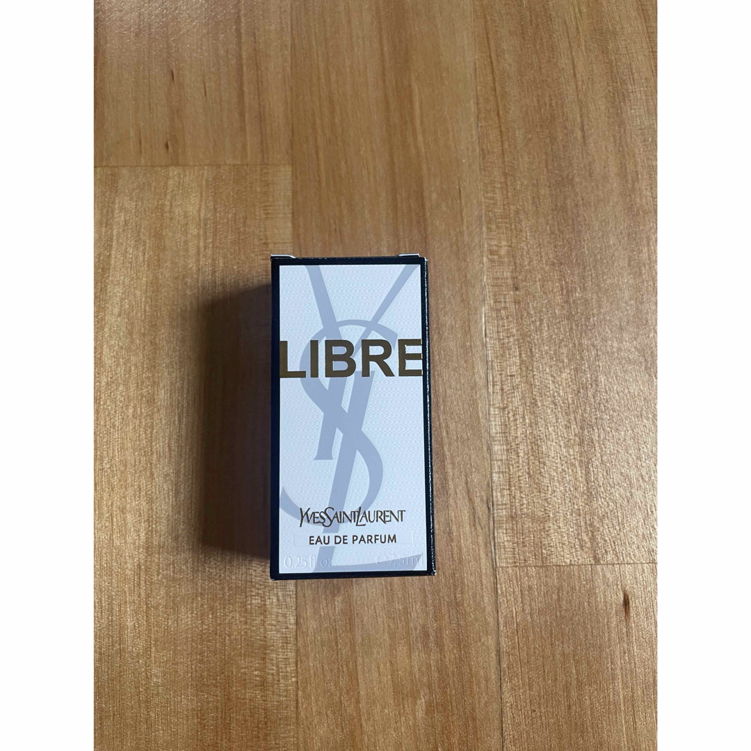 Yves Saint Laurent Beaute(イヴサンローランボーテ)のサンローラン    リブレ　オーデパルファム　7.5ml コスメ/美容の香水(香水(女性用))の商品写真